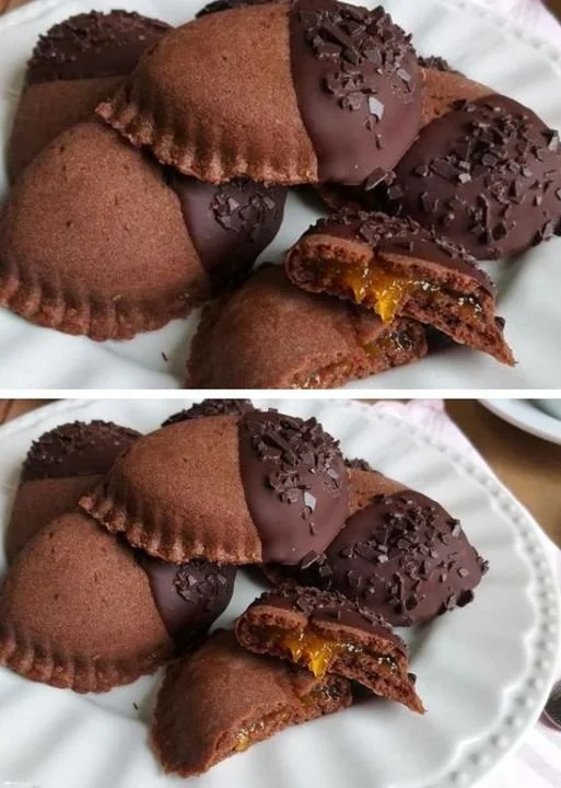 Biscotto Mezzaluna Gusto Sacher dolce artigianale