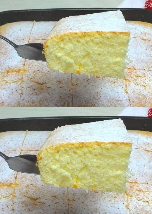 Torta Vaniglia Soffice ben decorata su piatto bianco