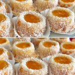 Tortine di Marmellata e Cocco appena sfornate con una guarnizione deliziosa