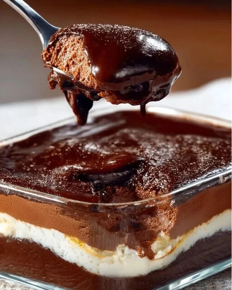 Dessert al cioccolato con biscotti, una dolcezza irresistibile
