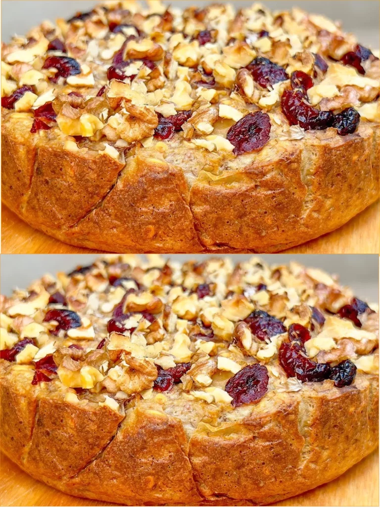 Dolce sano di avena e banana servito in una ciotola