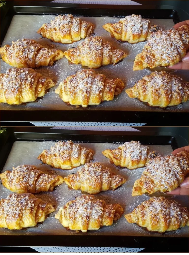 Torta di mele con pasta sfoglia pronta da servire su un piatto