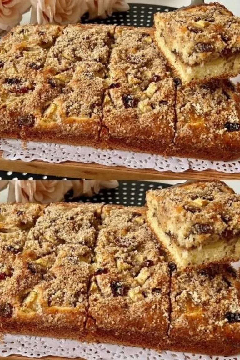Torta di mele facile e veloce con fette di mela fresca