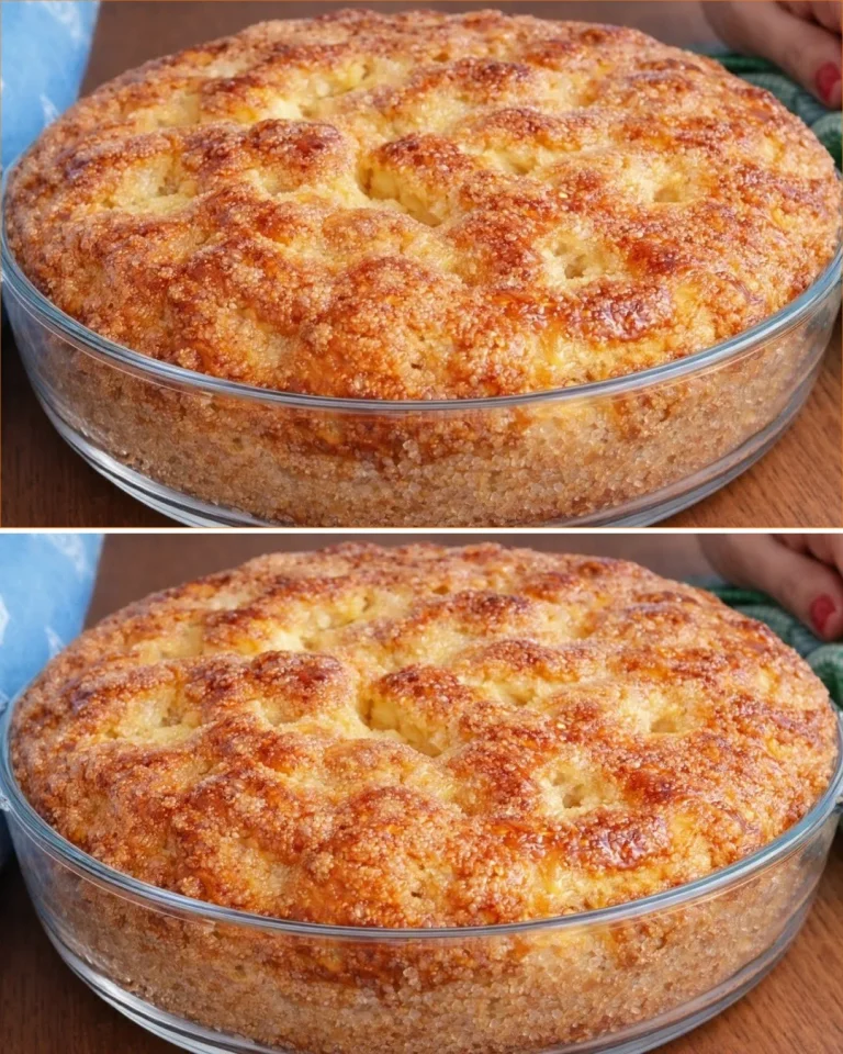 Torta preparata in 15 minuti pronta da servire in tavola.