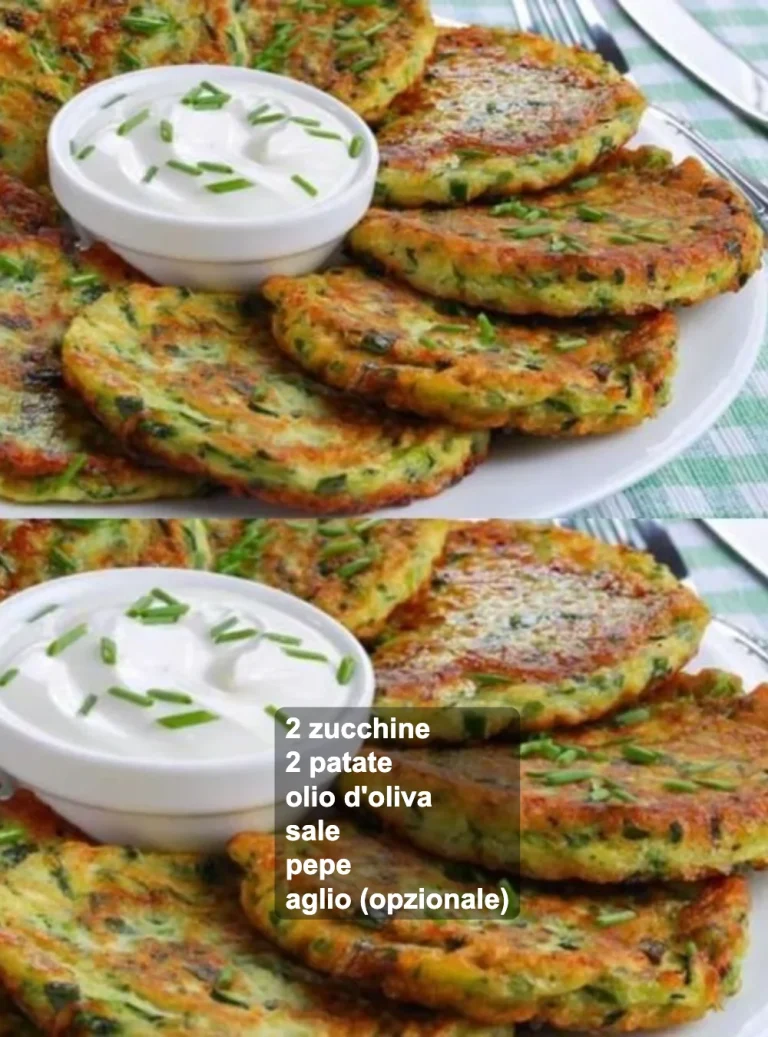 Piatto di zucchine e patate cucinate con erbe e spezie.