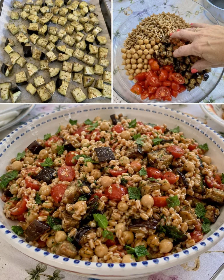 Insalata di farro con melanzane, ceci e menta servita in un piatto colorato.